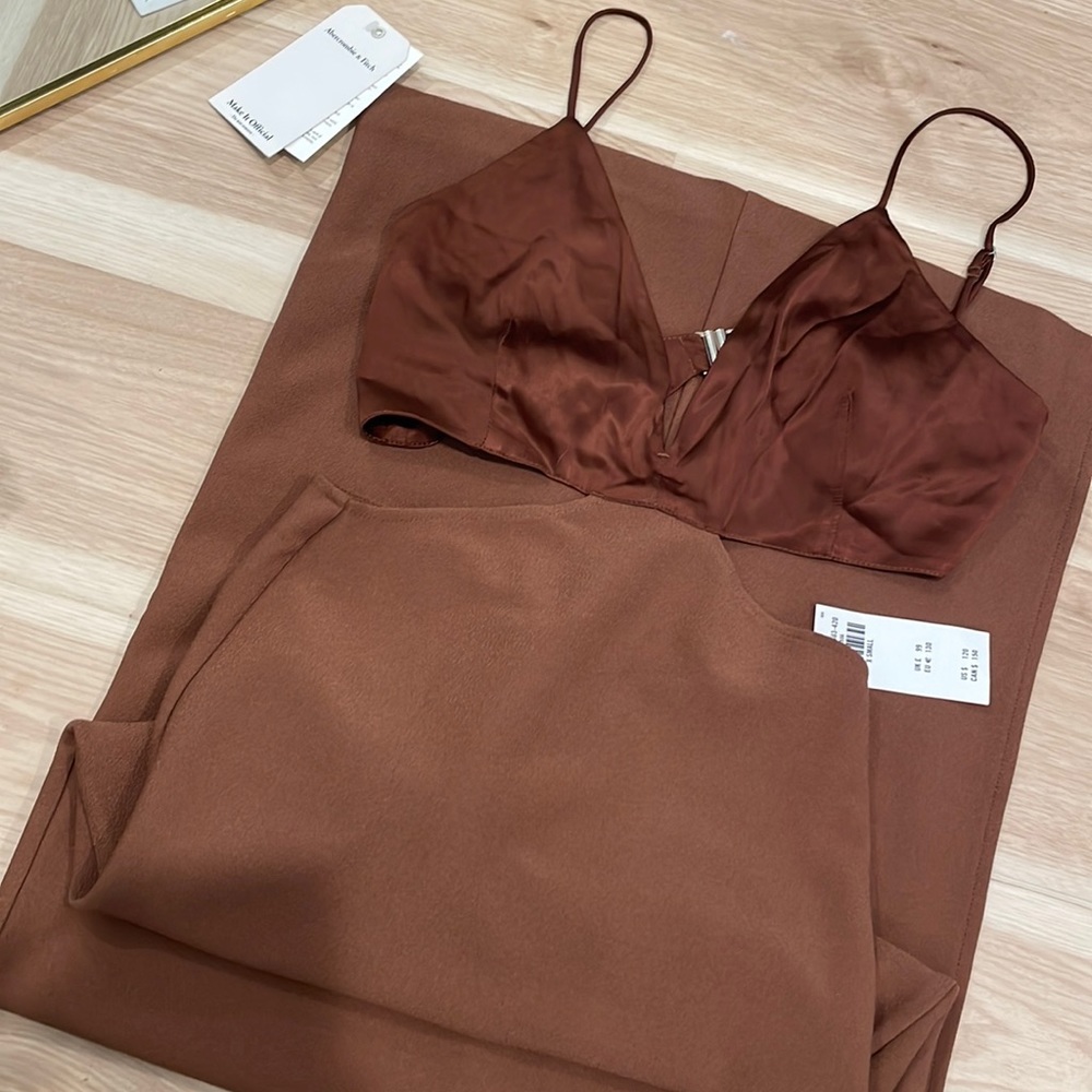 Gorgeous brown cut out dress